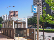 都営大江戸線・東京メトロ有楽町線「月島」駅