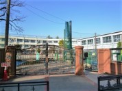 世田谷区立下北沢小学校