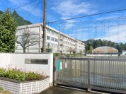 八王子市立館中学校