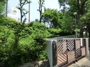 新宿区立余丁町小学校