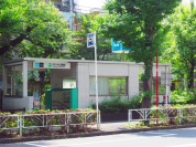 東京メトロ千代田線「代々木公園」駅