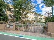 杉並区立堀之内小学校