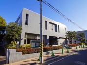 杉並区立西荻図書館