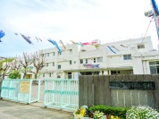 調布市立国領小学校