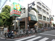 ライフ仲宿店