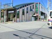 京王線「多磨霊園」駅
