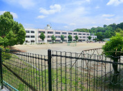 多摩市立連光寺小学校