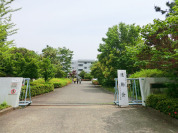 多摩市立瓜生小学校