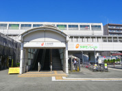 多摩モノレール「上北台」駅