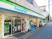 ファミリーマート　笹塚三丁目北店