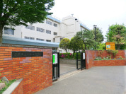 日野市立大坂上中学校