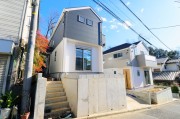 多摩市聖ヶ丘3丁目　新築分譲住宅　全2棟【新築一戸建て】
