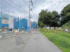 前面道路
