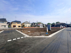 【土地外観】
駅徒歩12分の閑静な住宅地に全16区画の大型分譲地が登場！
土日祝現地販売会実施中です！お気軽にお問い合わせください！