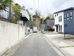 【前面道路】
