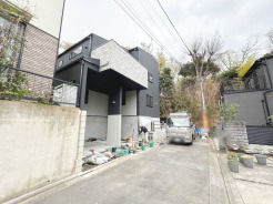 【外観：3月撮影】
