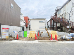【外観：3月撮影】

