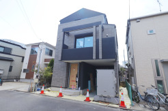 【外観：3月撮影】
