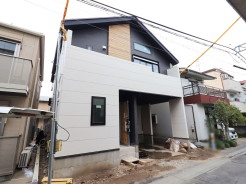 【外観：3月撮影】
