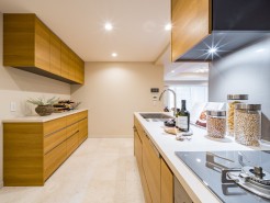 【Kitchen】
食洗器搭載のシステムキッチン。
家事の効率化が図れ、空いた時間に他の作業や家族との団らんを愉しめます。
