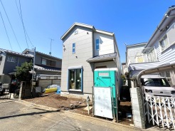 【外観】（4月上旬撮影）
