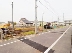 【外観：4月撮影】
