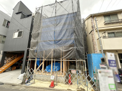 【外観：4月撮影】
