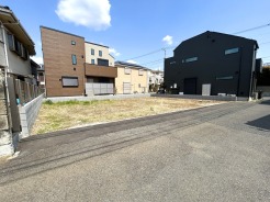 【外観】（4月中旬撮影）
