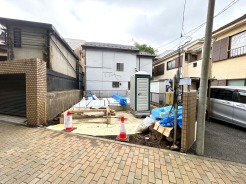 【外観】（4月下旬撮影）

