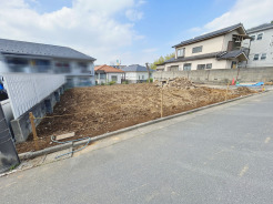 【外観】（4月撮影）
