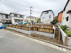 【外観】（4月撮影）
