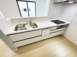 【Kitchen：B号棟】
