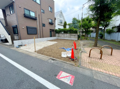 【外観：6月中旬撮影】
