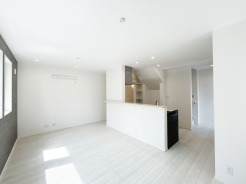 【LDK 15.5帖：C号棟】
