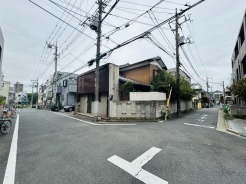 【外観：10月上旬撮影】
