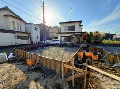 【外観：11月上旬撮影】
