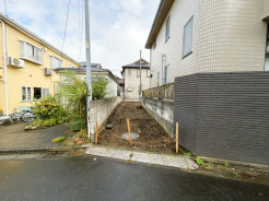 【外観：11月上旬撮影】
