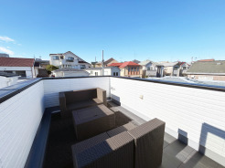 【屋上テラス】