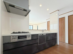 【Kitchen：A号棟】
