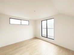 【Room：1号棟】
