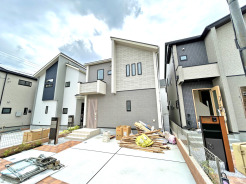 【外観】 3号棟　4月撮影
