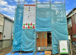 【外観：5月上旬撮影】