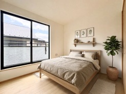 【Room：4.5帖】
温もりある木調が、優しく空間を包み込みます。
本画像はCGで作成しており、実際に現地に家具は配置しておりません。また、価格に家具は含まれません。
