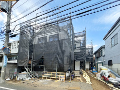 【外観：4月下旬撮影】
