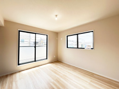 【Room：8.8帖】
