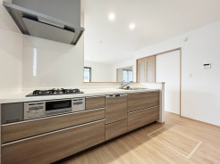 【Kitchen：B号棟】
