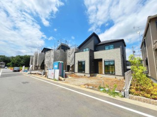 稲城市東長沼2633 61街区3-1　新築分譲住宅　全4棟　最終3棟