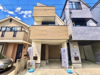 調布市国領町7丁目6-18付近　2023年築浅中古戸建