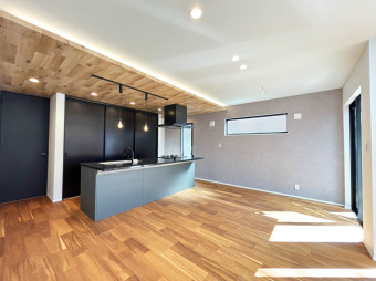 【建物プラン例】LDK プラン・カラーセレクトのご相談可能！ 建物面積：101㎡｜建物参考価格：2000万円