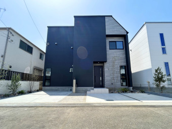 【建物プラン例】Exterior プラン・カラーセレクトのご相談可能！ 建物面積：101㎡｜建物参考価格：2000万円